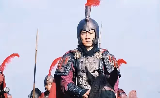 69歲成龍拍《神話2》,或與30歲娜扎演情侶,爺孫戀慘遭網友嘲諷