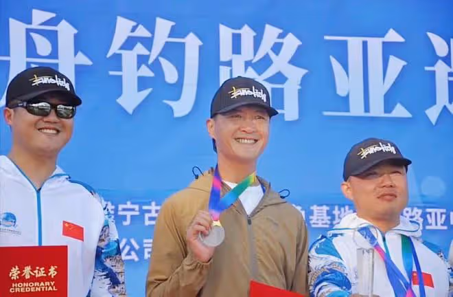 英雄走好!網紅王大蔥因火場救人去世,呼吸道遭受灼傷,痛苦離世