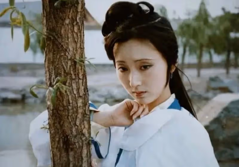畢彥君：牽手陳曉旭10年，前妻離世泣不成聲，二婚娶圈外人很幸福