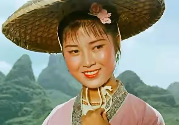 劉三姐黃婉秋病危，醫護人員折千紙鶴放音樂，享特殊照顧引發爭議