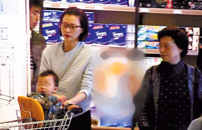 一天6個瓜：男星約炮還嫌女方體毛多，董卿富豪老公被限制消費
