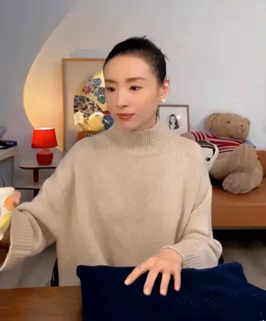 一天6個瓜:男星約炮還嫌女方體毛多,董卿富豪老公被限制消費