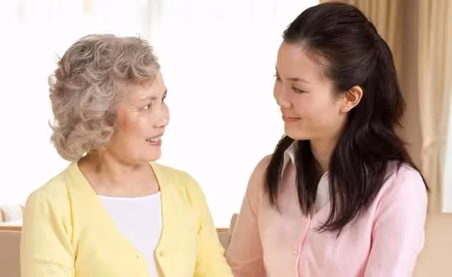 女兒讓幫忙帶外孫,願每月給3千工資,65歲阿姨:再多的錢也不幹