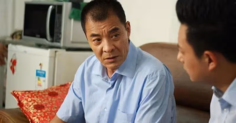父親退休金三千，兒子要兩千還房貸，遭拒後兒子怒斥：早晚是我的