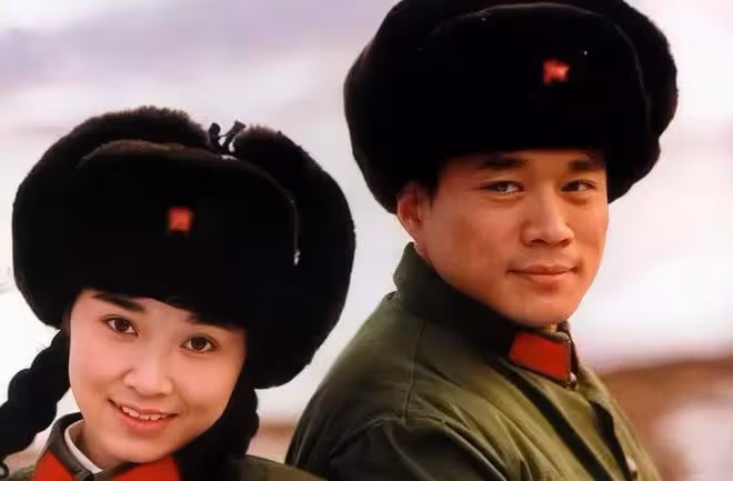 演員丁海峰:美國別墅曝光,自稱為了陪伴家人,暫未回應是否移民