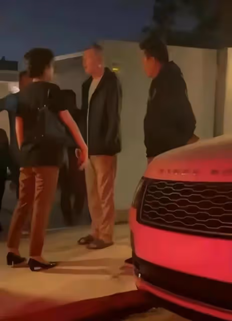 演員丁海峰:美國別墅曝光,自稱為了陪伴家人,暫未回應是否移民