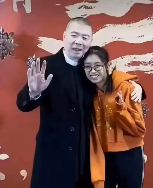 演員丁海峰:美國別墅曝光,自稱為了陪伴家人,暫未回應是否移民
