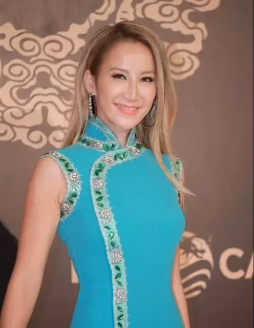 李玟自曝左腿有缺陷,兩歲時曾做手術沒成功,即將開始第二次手術