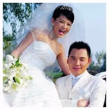 李厚霖：2023被限制高消費涉多起勞動合同糾紛，公司股價暴跌97%