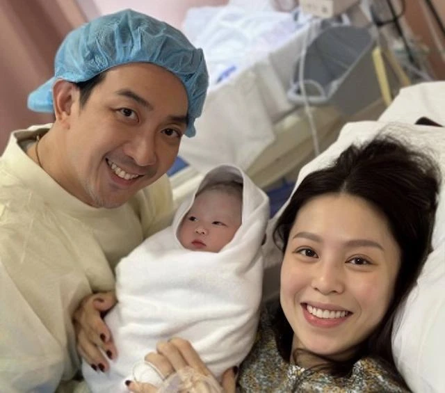 恭喜！香港知名男星妻子順利產下二胎，寶寶圓腦袋大眼睛超可愛
