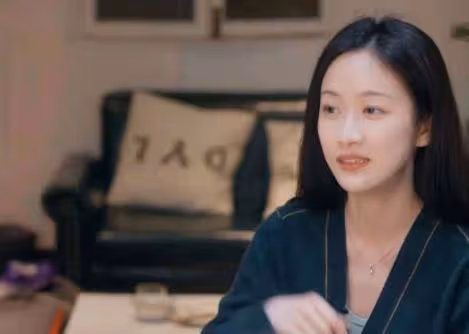 劉美含混跡娛圈多年仍寂寂無名！如今因考研被關注，結果還沒考上
