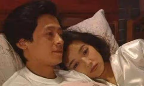 看了51歲前任江珊,再看看現任44歲妻子,網友:有點替王志文可惜