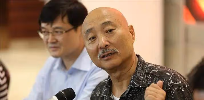 陳佩斯：4個孫子學費120萬，外加兩保姆跟隨照顧，幸福背後有淚水