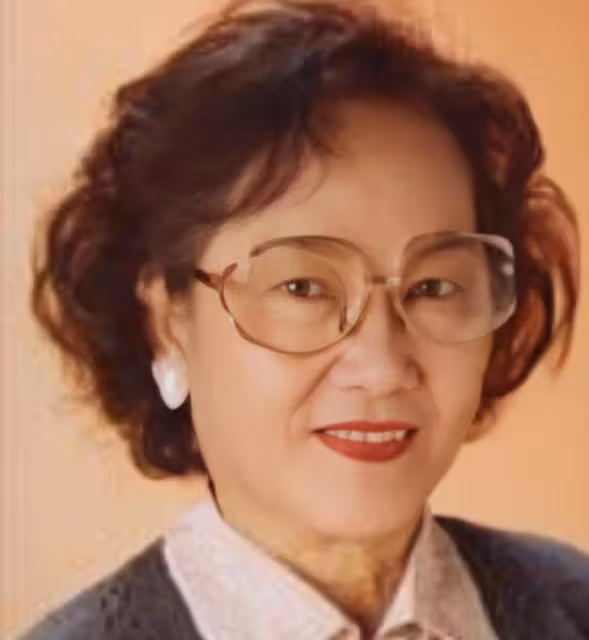黎姿姑姑息影12年罕露面,91歲坐輪椅口齒不清,住所狹小裝修簡單