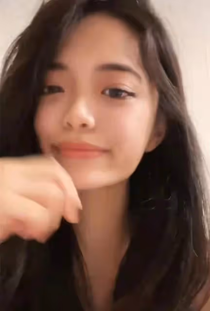邵兵妻子近照曝光氣質佳！生龍鳳胎很幸福，18歲女兒在美國留學