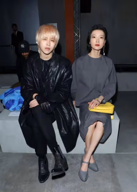 國際時裝周,李宇春肖戰豪門姐弟既視感,許光漢宋慧喬破次元同框
