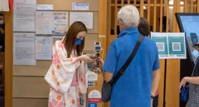 重返幕前！TVB前小花曾為生計當侍應，感激餐廳老闆鼓勵度過低潮