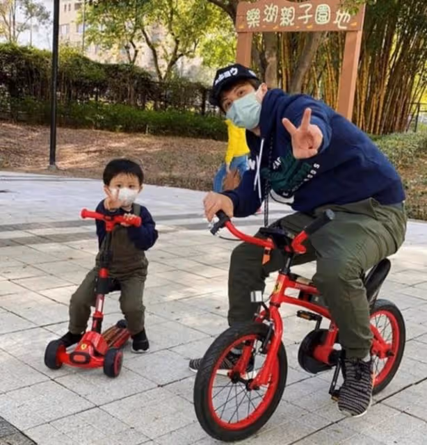 疑似婚變！知名渣男港星近兩年未見蹤影，其太太更刪光與對方合照