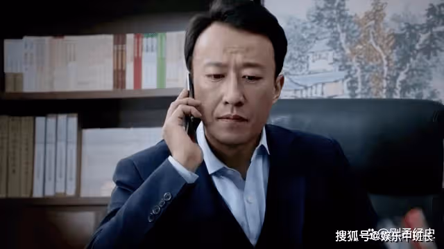 《風雨送春歸》麥滿倉與麥思源明為叔侄，真實關係更是見不得光