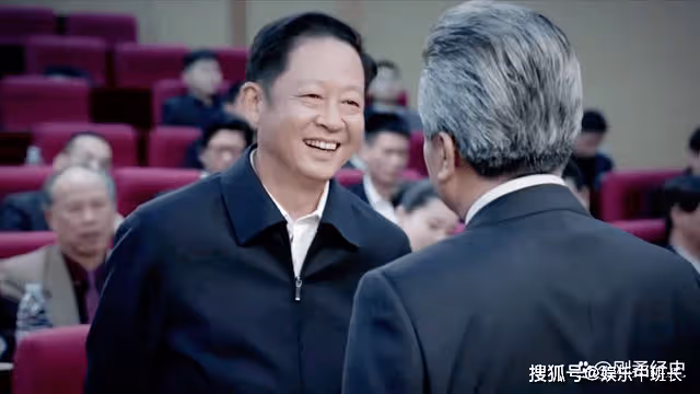 《風雨送春歸》麥滿倉與麥思源明為叔侄，真實關係更是見不得光