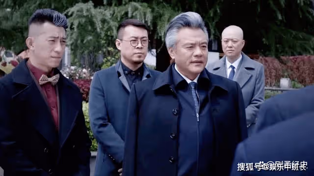 《風雨送春歸》麥滿倉與麥思源明為叔侄，真實關係更是見不得光
