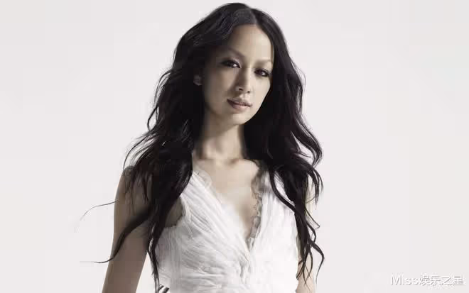 因一首歌拯救多人，中島美嘉如今宣布二婚，曾受盡病痛折磨與欺壓