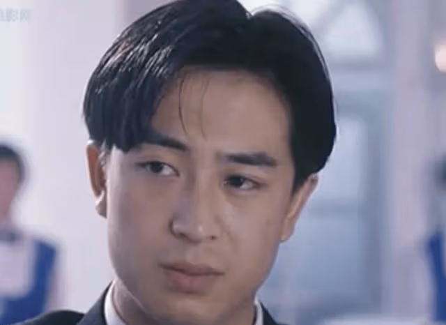 張嘉譯大學時和女同學演夫妻,結果老師說:你吃不了這碗飯