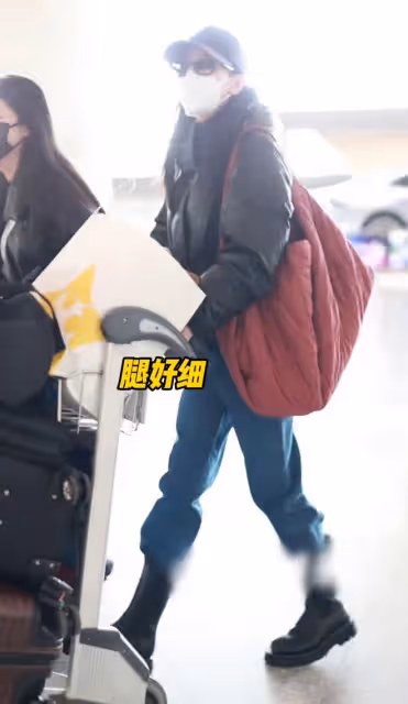 曝熱巴黃景瑜國外度假!女方胖出雙下巴鼻子怪異,與精修圖差別大