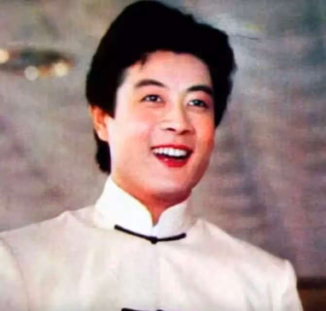 巫剛:結束與趙英15年婚姻,陪伴知己陳瑾21年,62歲仍單身