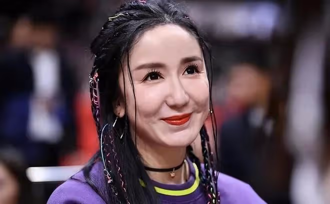 從整容臉崩,卻又奇蹟般恢復?從婁藝瀟到李金銘,都變得聰明了