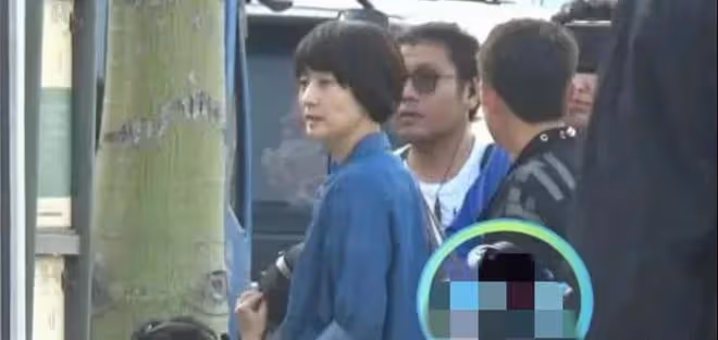 47歲馬伊琍近況曝光,身材消瘦顏值變化大,感情成謎生活很隨意