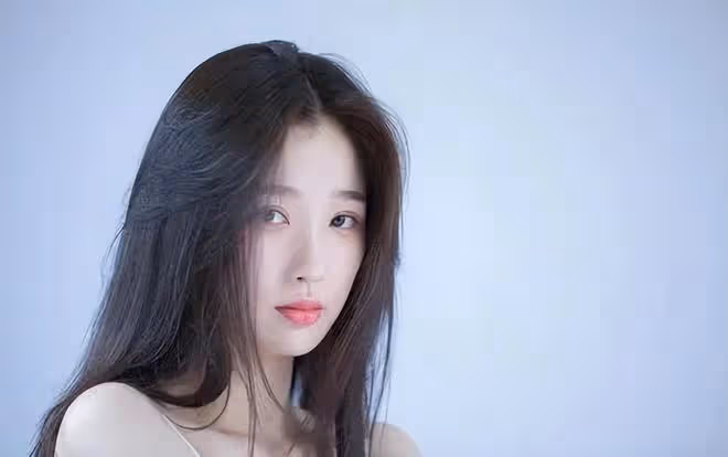 襲胸、摸臀、揩油,娛樂圈的「假戲真做」,讓多少女星苦不堪言?