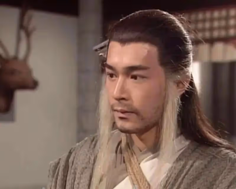 「岳不群」王偉:一生演盡壞人,晚年出家去世一個月後家人才公布