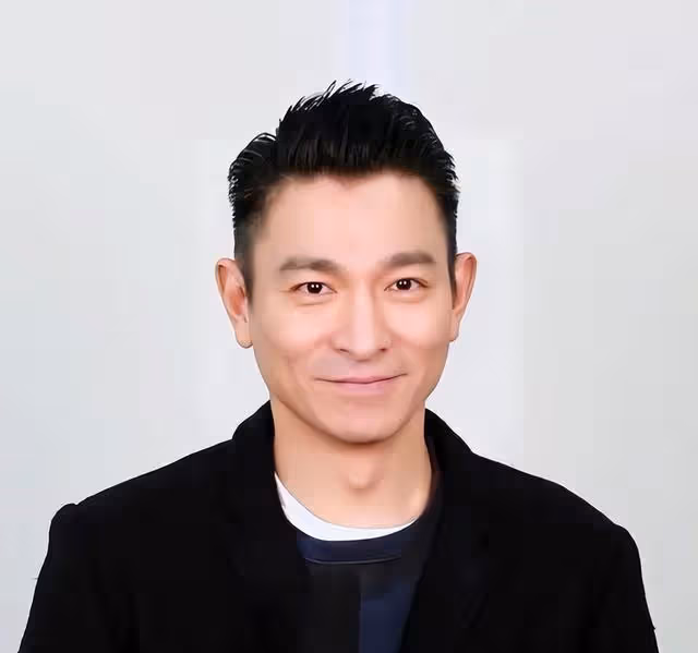 別再喊「歌王」了,劉德華自己也說:我接受批評,但我改不了!