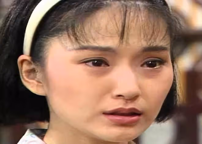 「苦情戲女王」張玉嬿近況，56歲氣質好，至今未婚與老母相依作伴