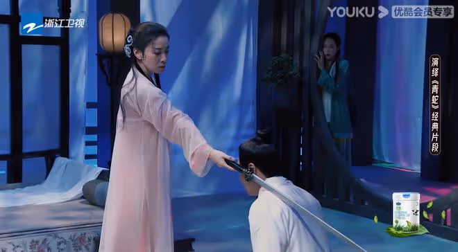 佘詩曼版《青蛇》結局太意外!白素貞殺許仙救小青,姐妹情怪怪的