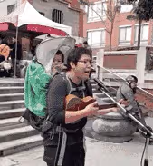 天問！王艷的無欲無求刺痛多少國人神經，活著已經讓我拼盡全力！