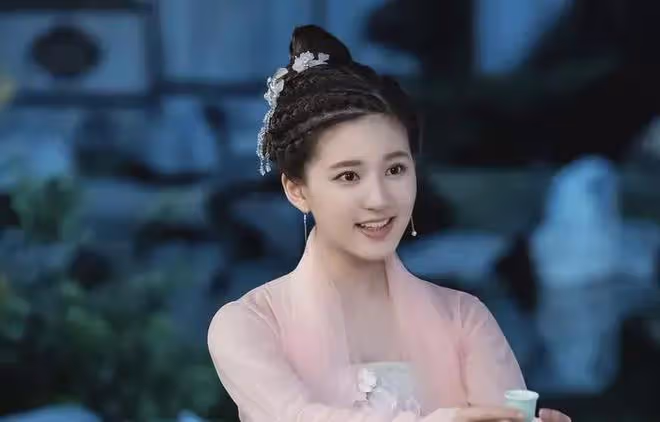 趙露思被曝在片場大罵吳磊，髒話粗鄙不堪，甜妹人設徹底崩了
