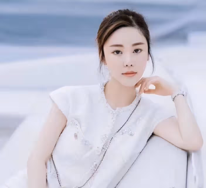 名媛被害前夫一家落網,手段殘暴卻又很拙劣,豪宅有望四子女繼承