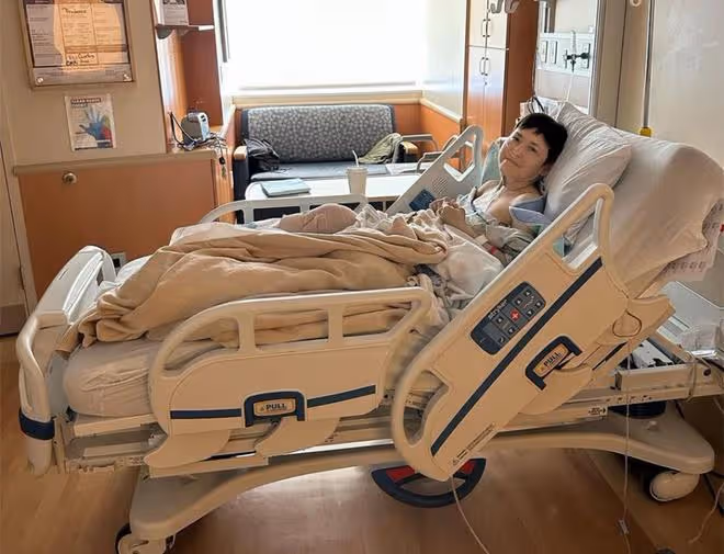 58歲影后美國滑雪出意外!緊急送醫做手術駁骨,躺病床上一臉虛弱