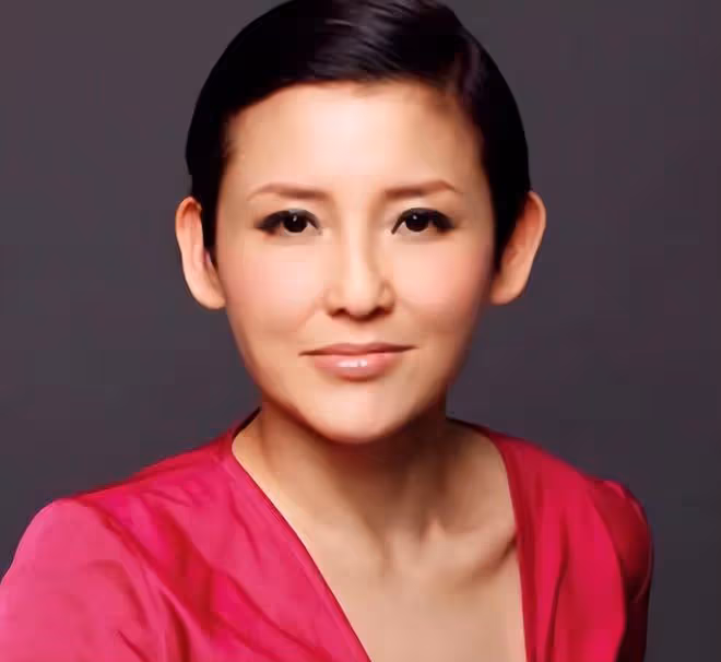 58歲影后美國滑雪出意外!緊急送醫做手術駁骨,躺病床上一臉虛弱