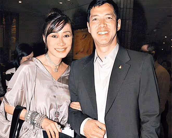 王敏德3兄弟近況曝光!大哥頭髮花白仍有型,三弟息影30年變化大