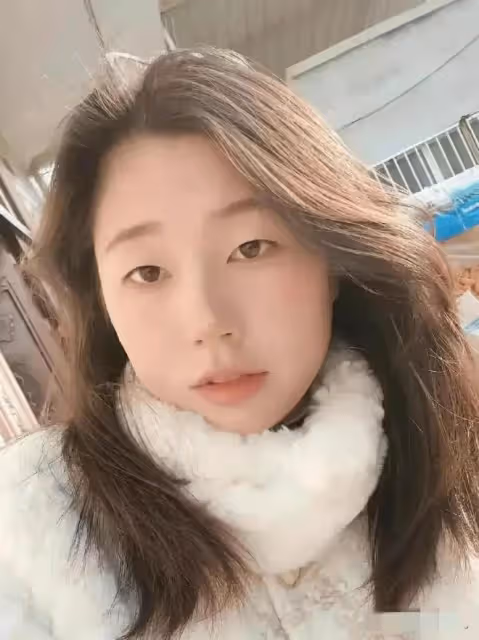 氣憤!兒媳被砍8刀,死亡6天後,婆婆現身稱:她不知道躲,怪誰?
