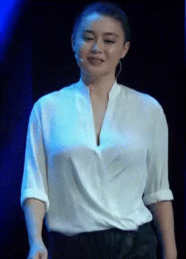 趙本山女徒弟關婷娜疑遭遇情傷,直播稱我愛的人不娶我,終生不嫁