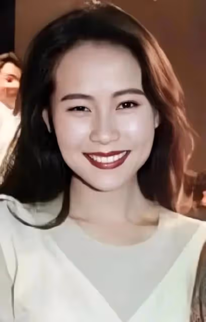 結婚35年無子,容忍丈夫8次出軌,葉童的豪門生活真的幸福嗎?