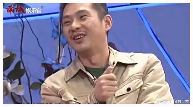 任帥:劇團打雜8年,42歲靠老丁一角走紅,現實妻子是翻版德華