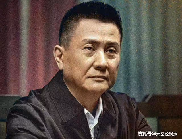 《風雨送春歸》一個細節經不起推敲，趙達聲60多歲了為何還沒退休？
