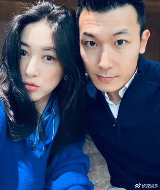 朱珠夫婦帶娃馬場歡度家庭日,一家三口穿親子裝,同款高顏值搶鏡