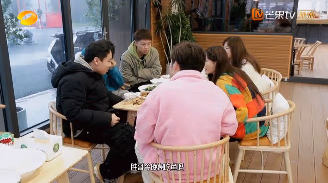 55歲蔡國慶不服老,被6歲小朋友喊爺爺面露尷尬:叫哥哥!