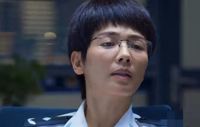 看似資源逆天,實則超級招人煩,這些演藝圈的「戲混子」該醒醒了